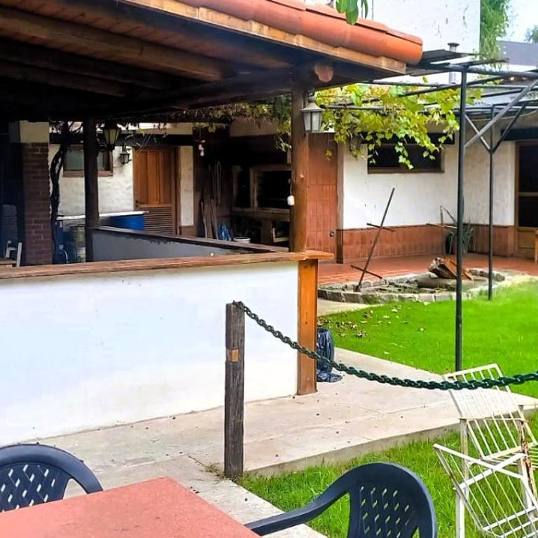 EDELWEISS, Casa Quinta en Monte Grande, Buenos Aires, EZEIZA AIRPORT, GARDEN, SWIMMING POOL - Habitación cuádruple - 48
