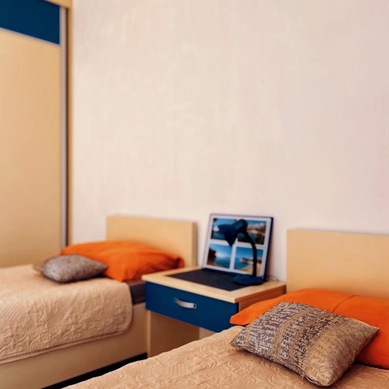 Bar Central Point - 2BR Apartment - Two-Bedroom Apartment - 19
