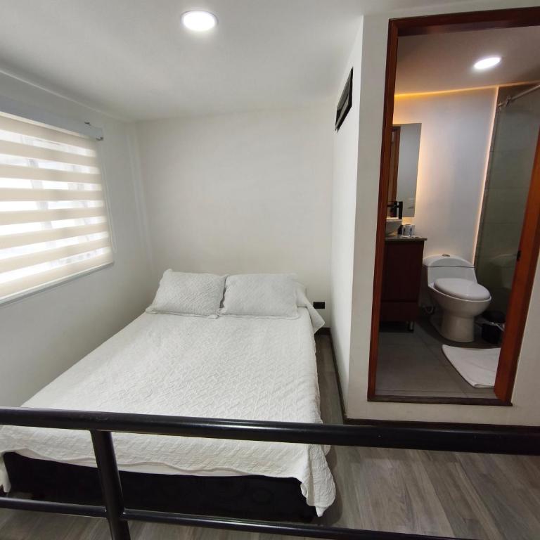 Elegantes apartaestudios cerca al estadio y movistar arena - Apartamento de 1 dormitorio - 2