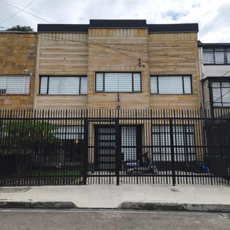 Elegantes apartaestudios cerca al estadio y movistar arena - Apartamento de 1 dormitorio - 1