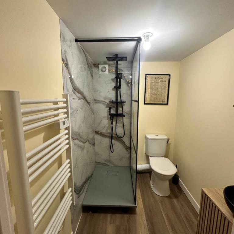 A l'ombre de la Tour - Appartement en Duplex - 25