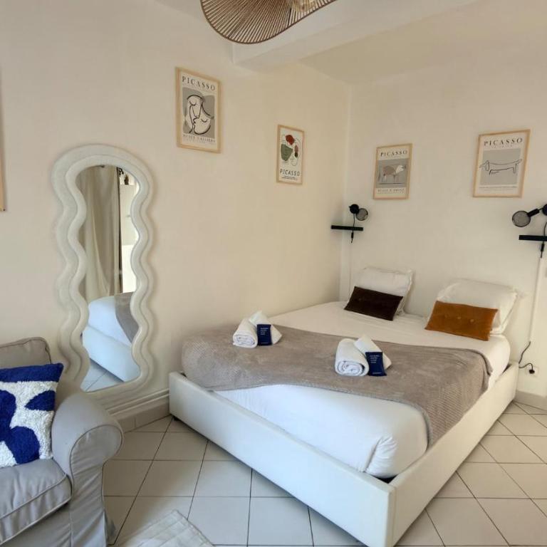 Cozy Studio Near Paris with Terrace, 10 min to Metro - Standard Studio - 9