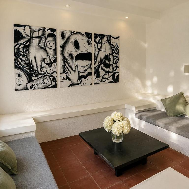 Stylish Loft special for a World Cup Stay - One-Bedroom Apartment - 1