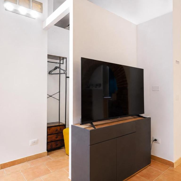 Elegantis Machiavelli Suite Apartment - A few step to Colosseo and Monti - Appartamento con 1 Camera da Letto - 5