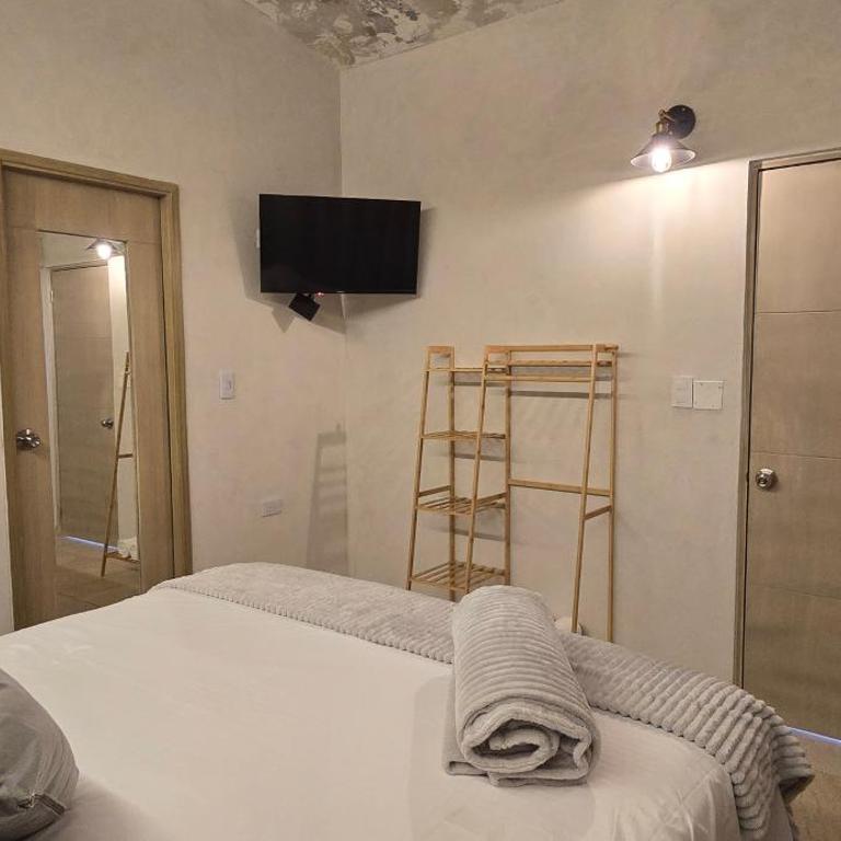Agena Cabrero - Habitación Doble Superior - 5