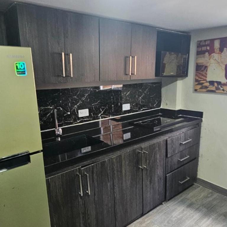 Luxuty Suite #9 JACUZZI n Bath - Apartamento de 1 dormitorio - 2