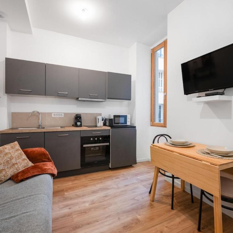 Charming 2 rooms, sleeps 4 Nice center - Appartement 1 Chambre - 1