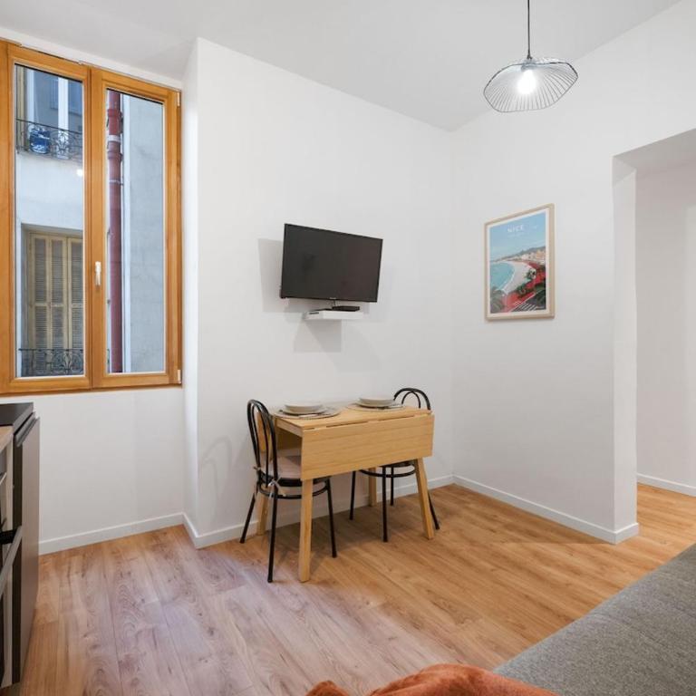 Charming 2 rooms, sleeps 4 Nice center - Appartement 1 Chambre - 11