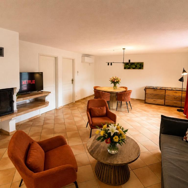 La Villa 101 -TOPVACANCES -LES ISSAMBRES - Appartement 2 Chambres - Vue sur Piscine - 7