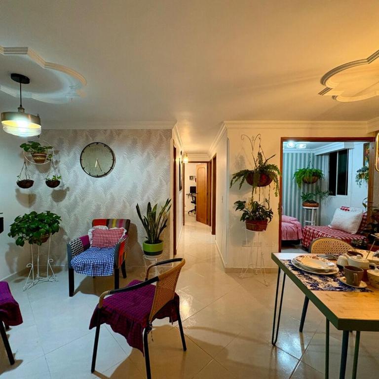 Peaceful nature retreat in green Envigado-2BR - Apartamento de 3 dormitorios - 12