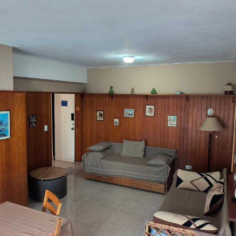 Depto Güemes y la costa - Two-Bedroom Apartment - 10