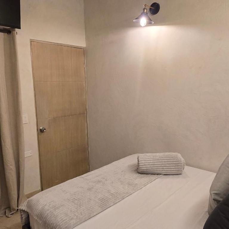 Agena Cabrero - Habitación Doble - 4
