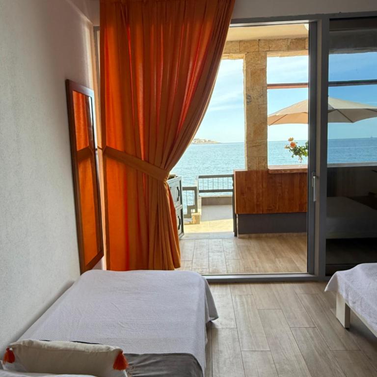 Suites Castello - Apartment with Sea View - 10