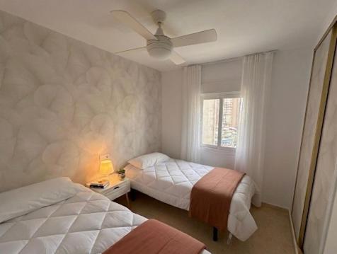 Carabelas 2 Benidorm - Apartamento de 2 dormitorios con vistas a la bahía - 8