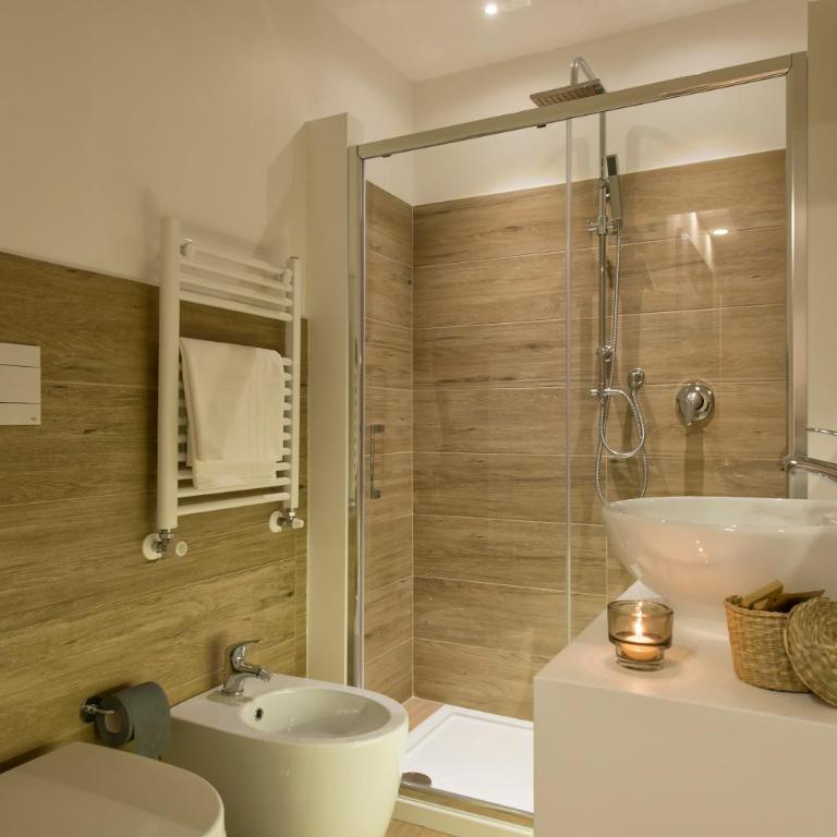 Aruna Suites - One-Bedroom Apartment with Garden - 11