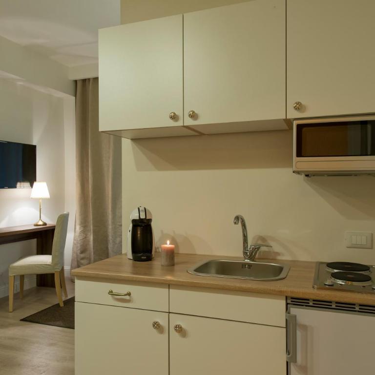 Aruna Suites - One-Bedroom Apartment with Garden - 7