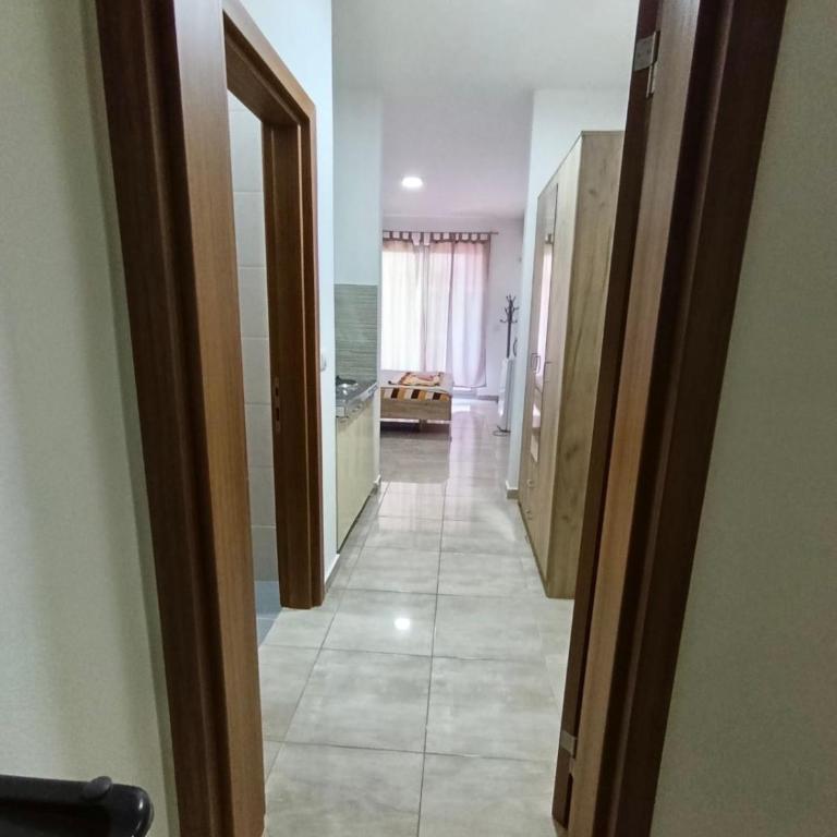 Green Retreat - Two-Bedroom Apartment with Balcony - 3
