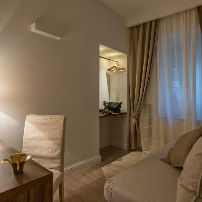 Aruna Suites - One-Bedroom Apartment - 11