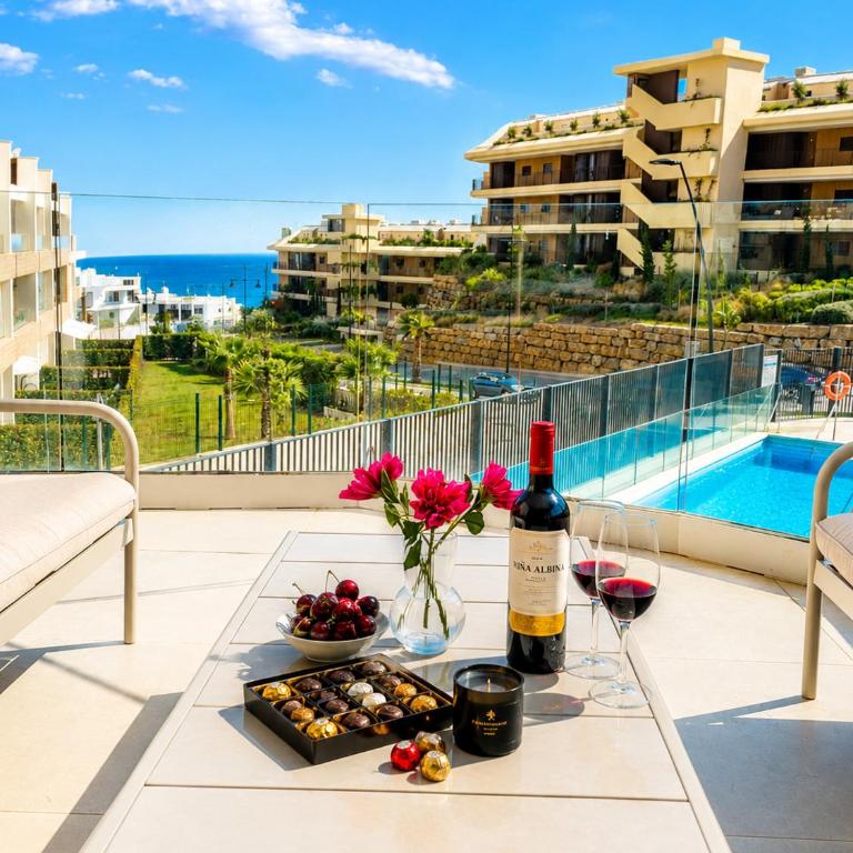 Luxury Apartment with Pool, Sea View & Terrace in Lomas del Higuerón - Apartamento de 3 dormitorios - 1
