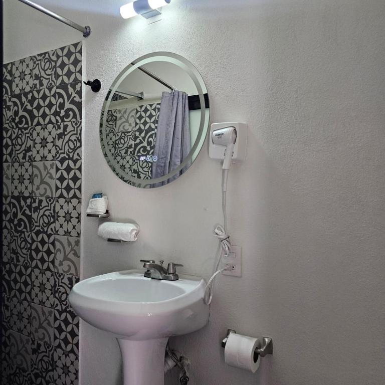 BKL Hotel Oaxaca - Habitación Doble Estándar - 8