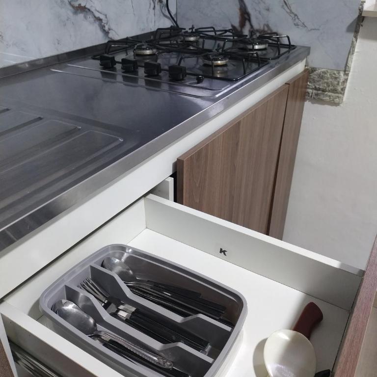 Hermoso Apartamento Recién Remodelado Con La Mejor Ubicación - Apartamento de 1 dormitorio - 2