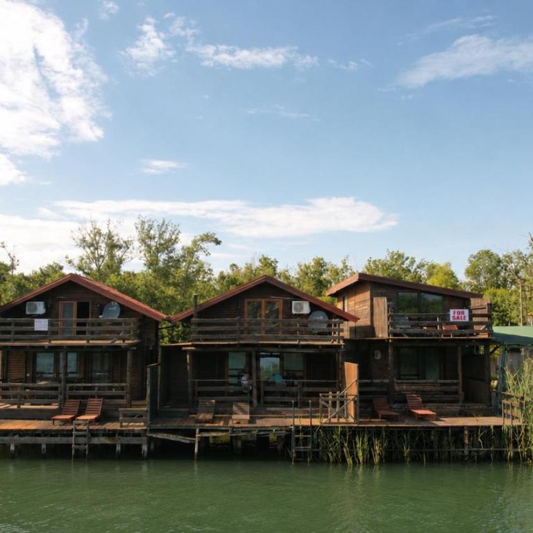 Sara Riverside Cottage - One-Bedroom House - 1