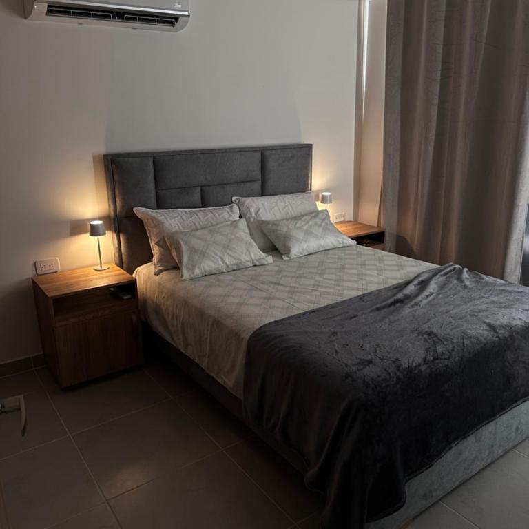 Apartamento Coralina Caribe Residence en Santa Marta cerca al mar - AC, Wifi, balcón, parqueadero - One-Bedroom Apartment - 1