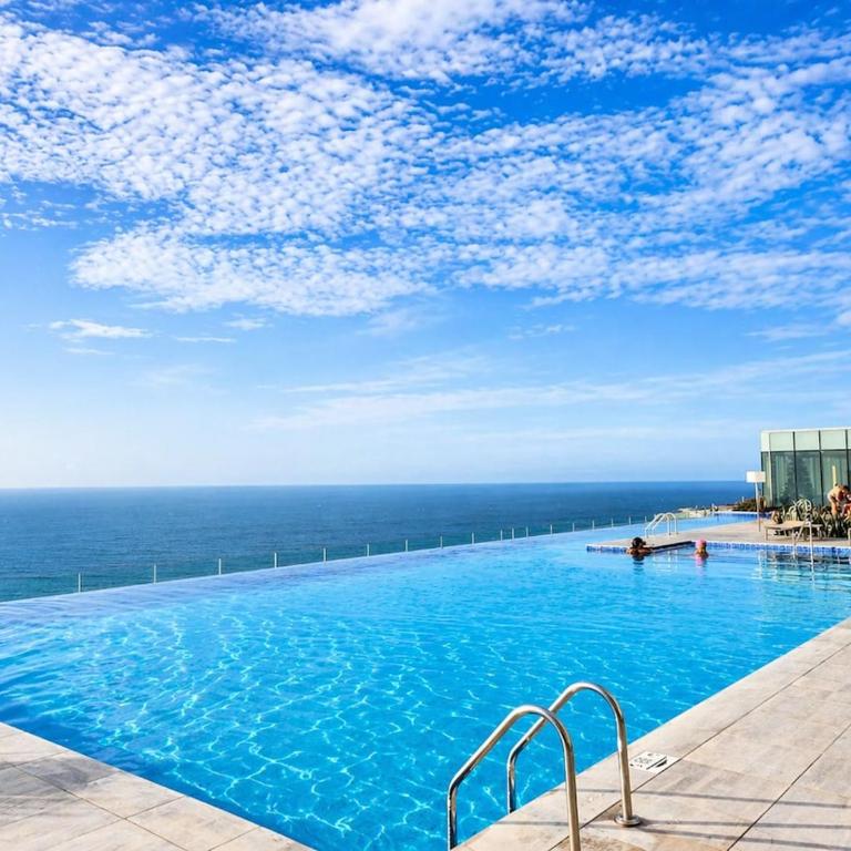 Bello apartamento con vista al mar exclusivas instalaciones - Two-Bedroom Apartment - 6