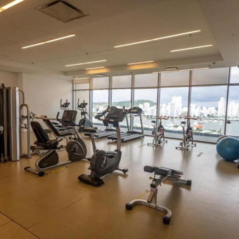 Elegante apartamento en bocagrande - Two-Bedroom Apartment - 16