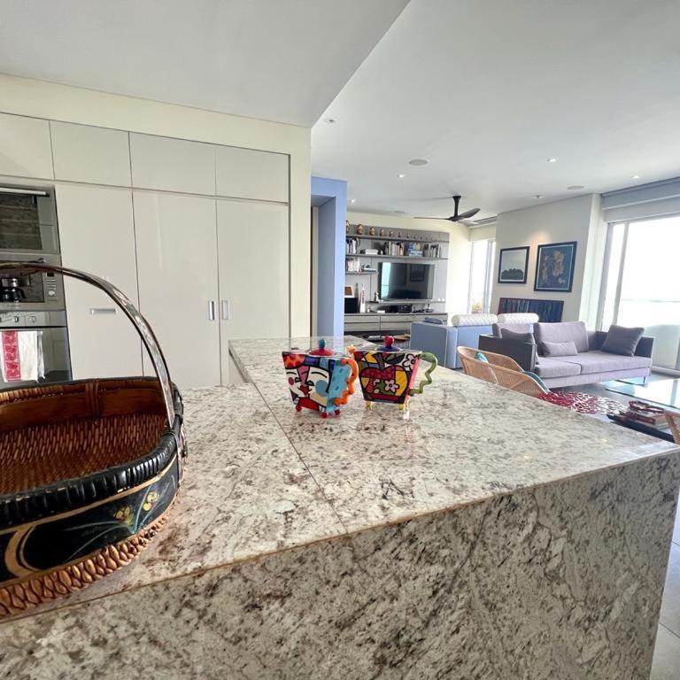 Elegante apartamento en bocagrande - Two-Bedroom Apartment - 19