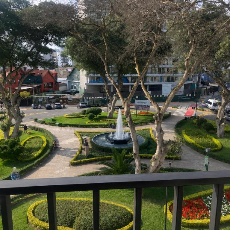 Modern Miraflores 2BR Flat Park View Balcony King Bed - Apartamento Deluxe de 2 dormitorios con balcón - 7