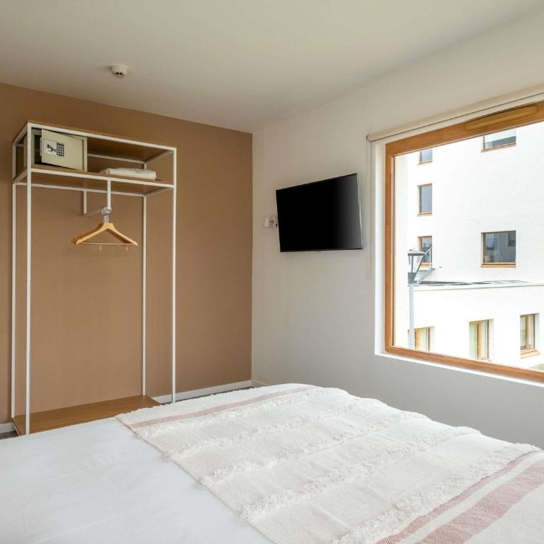 ibis Styles Amiens Sud - Chambre Supérieure Lit Queen-Size - 5