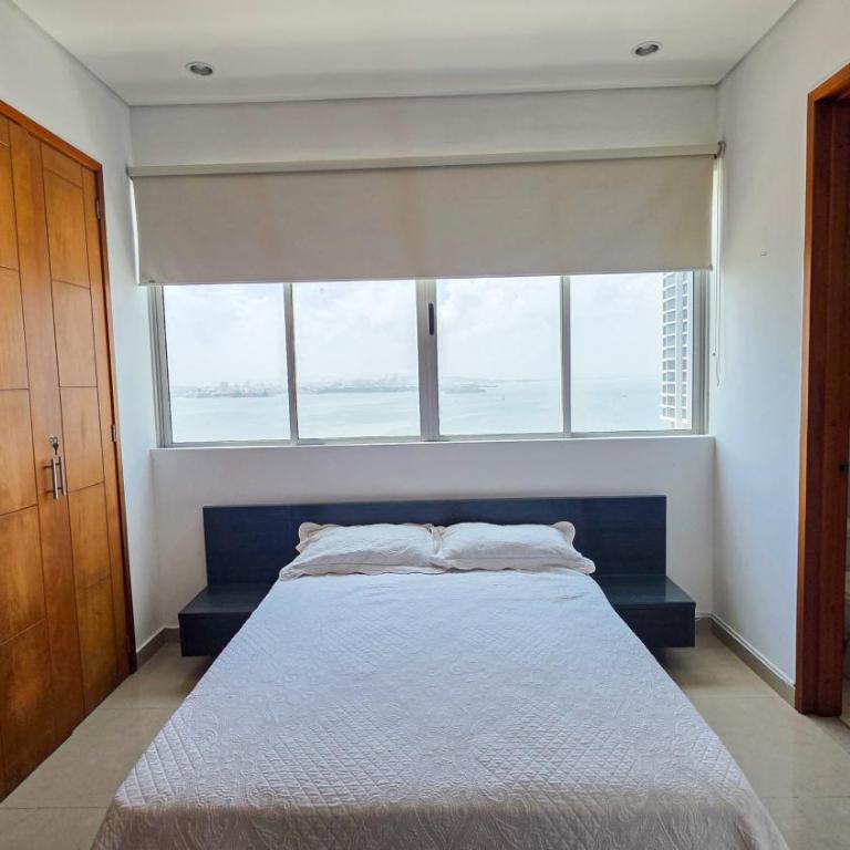 Modern 2BR with Ocean View Walk to Beach 16th Floor Bocagrande Cartagena - Two-Bedroom Apartment - 16