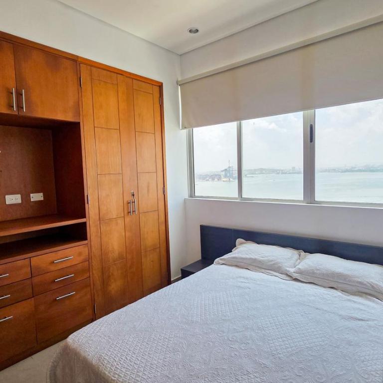 Modern 2BR with Ocean View Walk to Beach 16th Floor Bocagrande Cartagena - Two-Bedroom Apartment - 17
