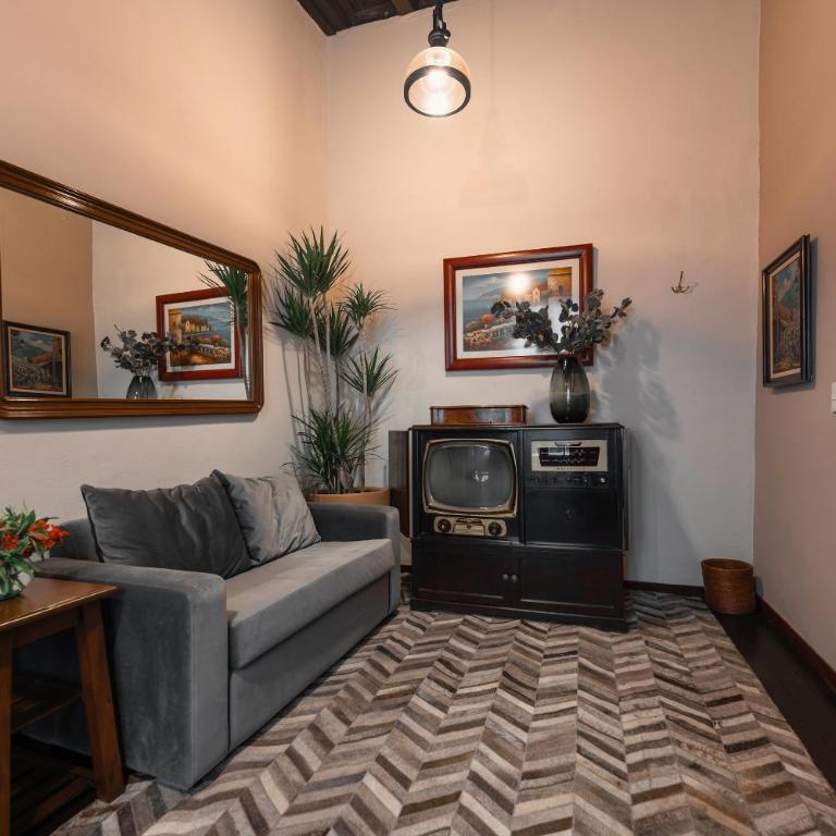 Antiguo Molino de San Jerónimo - Standard Double Suite - 4