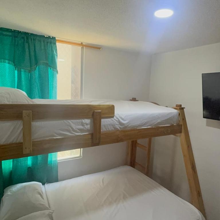 Alojamiento turístico coral parque Heredia - Two-Bedroom Apartment - 1