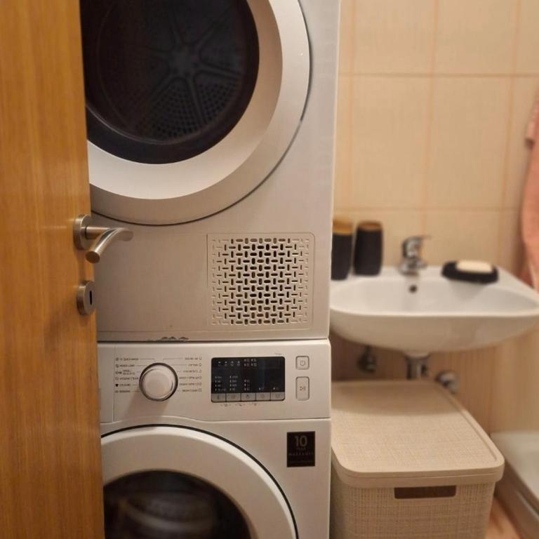 Kuca Kosta - Two-Bedroom House - 12