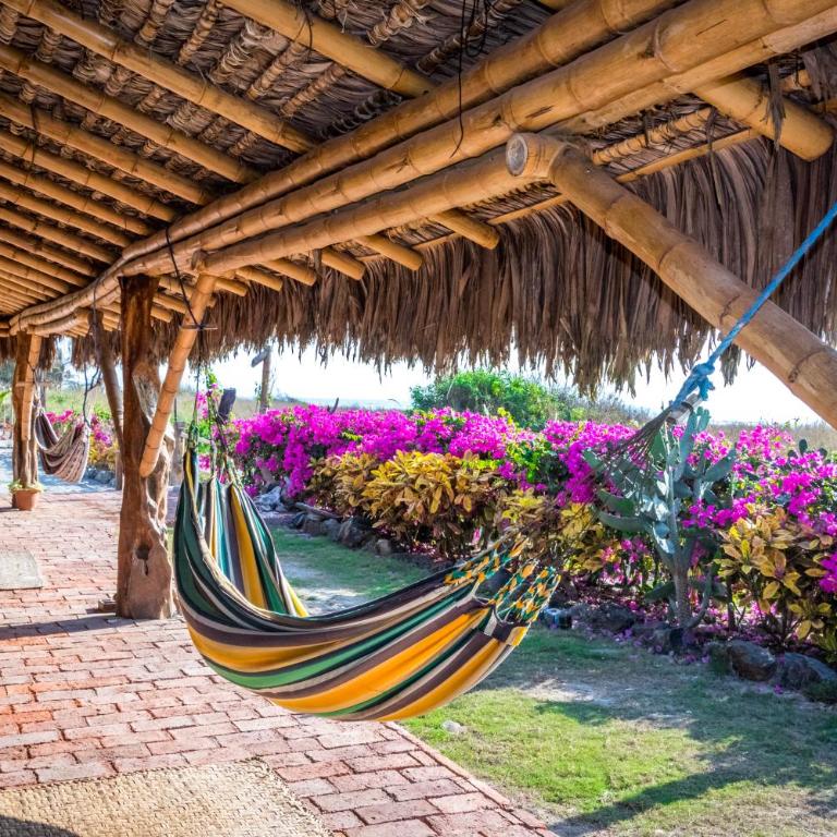 Canoa Suites - Suite con vistas al mar - 1 cama grande - 1