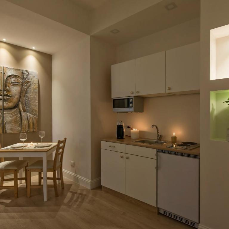 Aruna Suites - One-Bedroom Apartment - 2