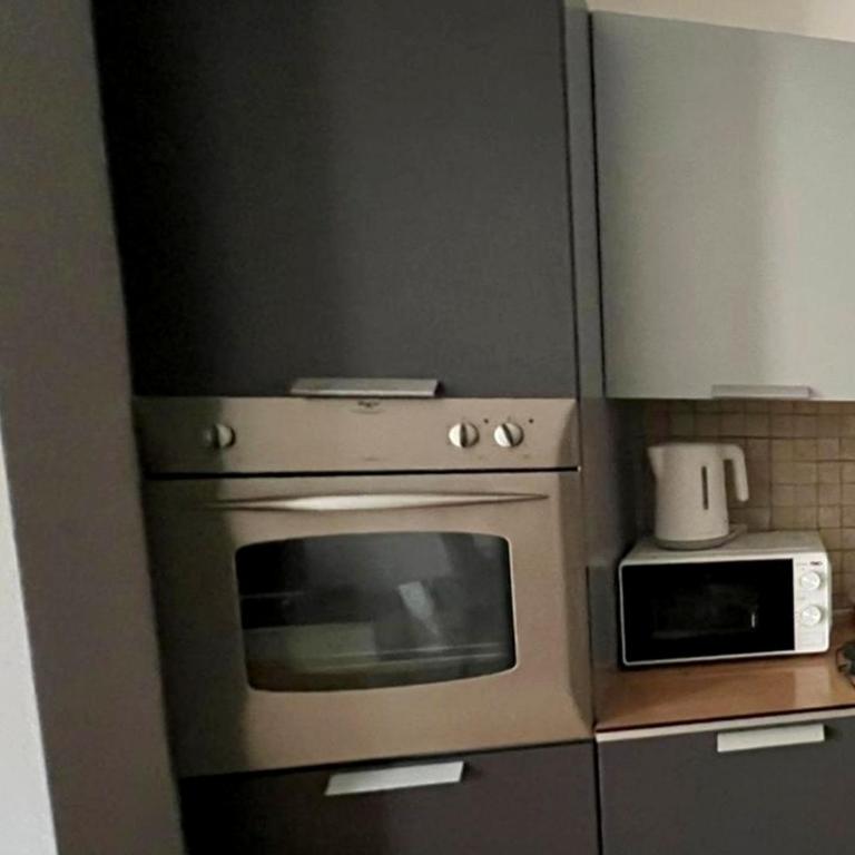 La Fiamma - Appartamento con 2 Camere da Letto - 14