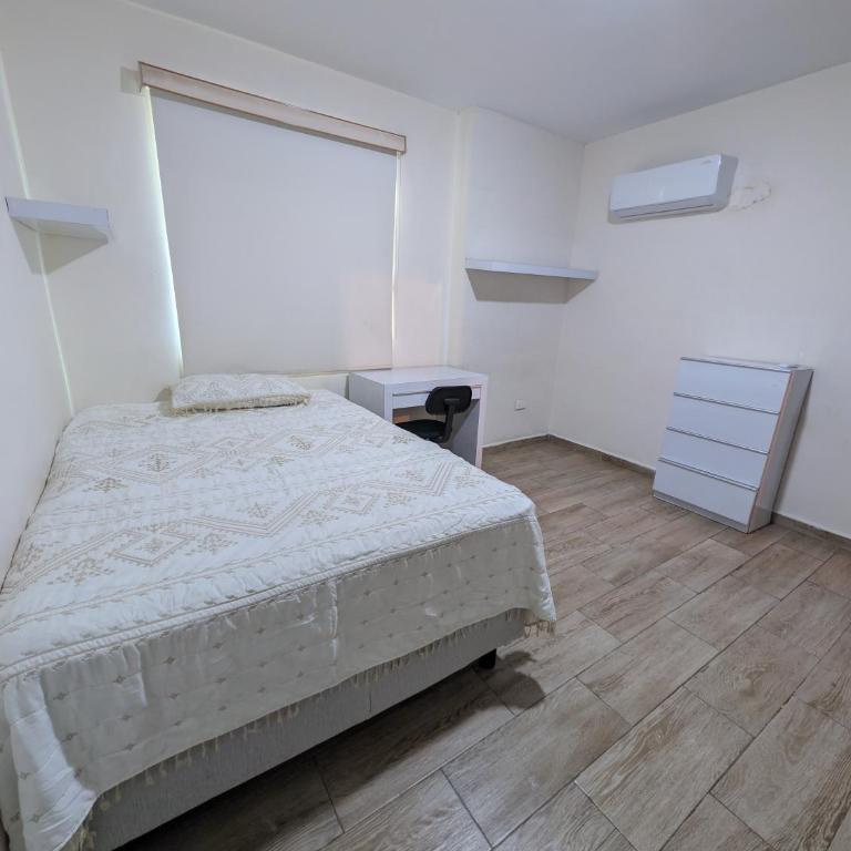 Contry Diamante 3 Habitaciones equipado - Three-Bedroom Apartment - 6