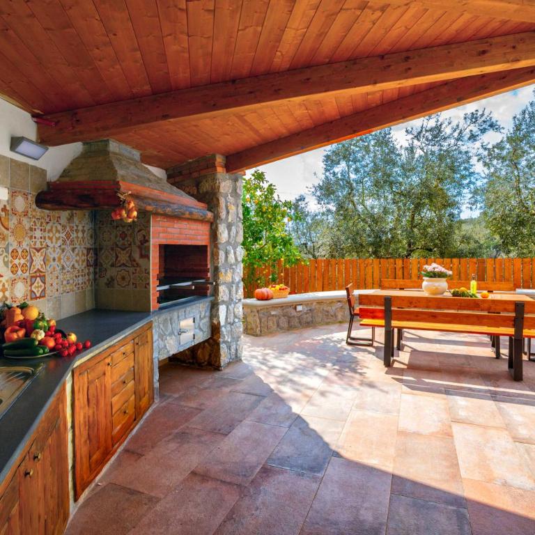 Villa Hemera - Mediterranean elegance with private jacuzzi and Capri views - Villa - 18