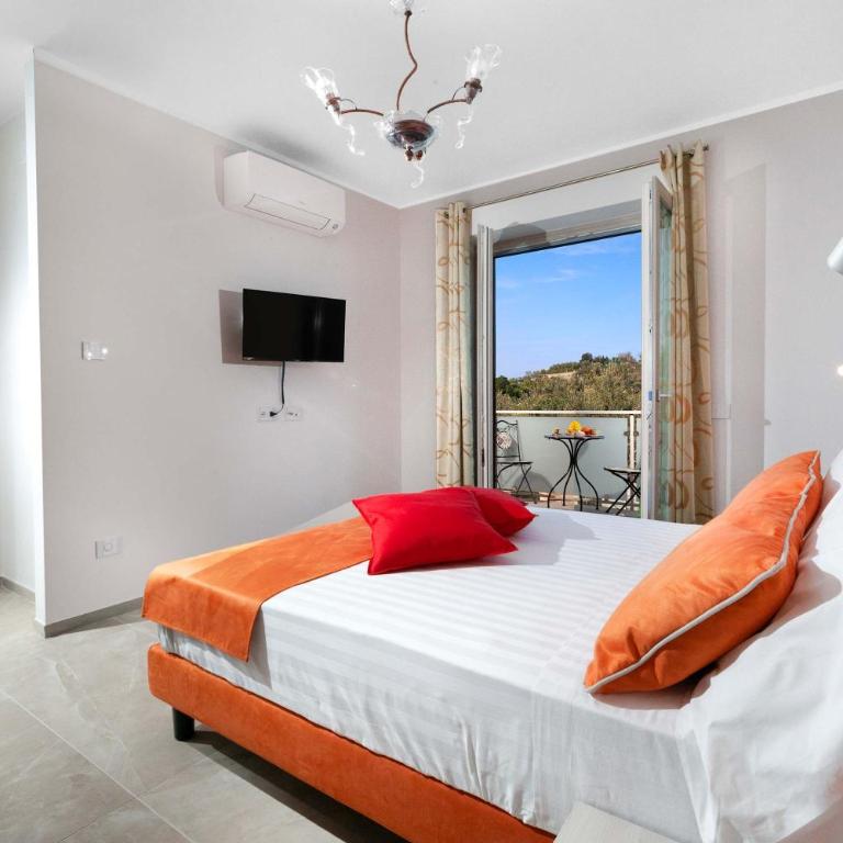 Villa Hemera - Mediterranean elegance with private jacuzzi and Capri views - Villa - 42