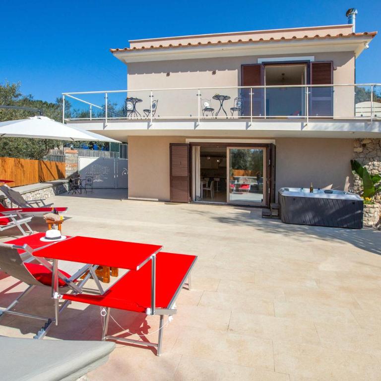 Villa Hemera - Mediterranean elegance with private jacuzzi and Capri views - Villa - 48