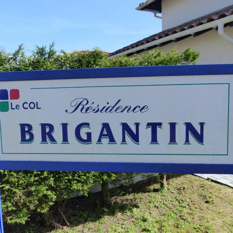 Le Brigantin, villa mitoyenne de 68m2 avec terrasse, jardinet et petit garage - Maison 2 Chambres - 13