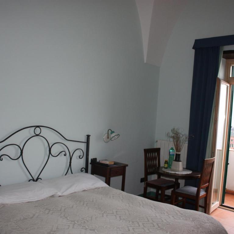 Villa Rina - Camera Matrimoniale con Vista Mare - 7