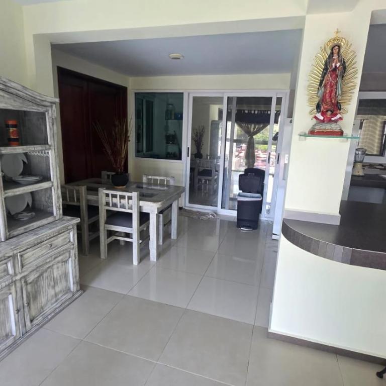 Bonito y Acogedor Departamento en Naucalpan - Three-Bedroom Apartment - 8