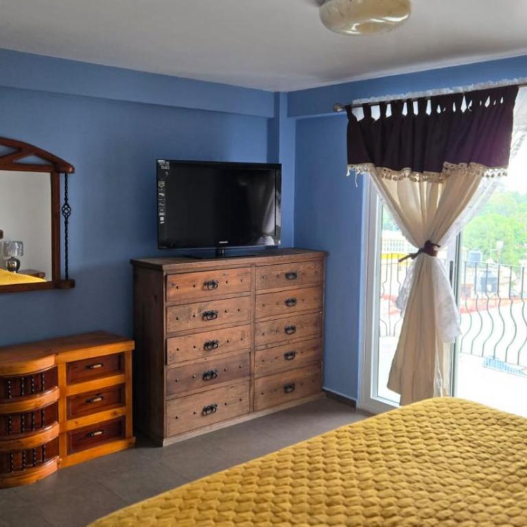 Bonito y Acogedor Departamento en Naucalpan - Three-Bedroom Apartment - 15