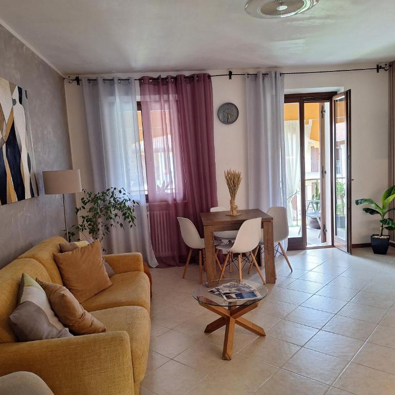 Corte Cavour - Appartamento con 2 Camere da Letto - 4