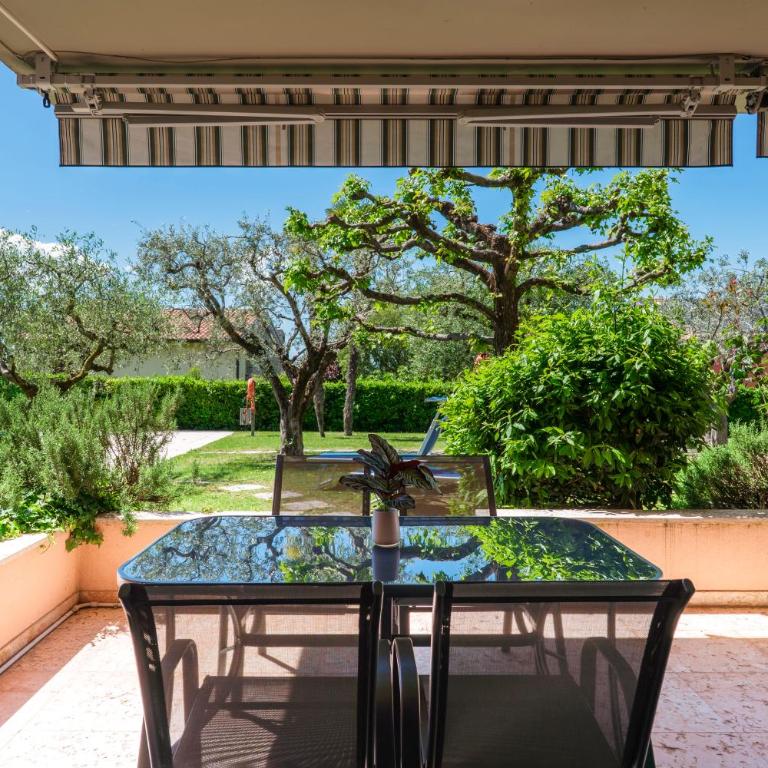 APARTMENT ORTENSIA - Regarda Travel - Appartamento con Vista Piscina - 35